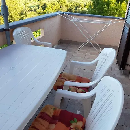 Apartman Maslina Nevidane
